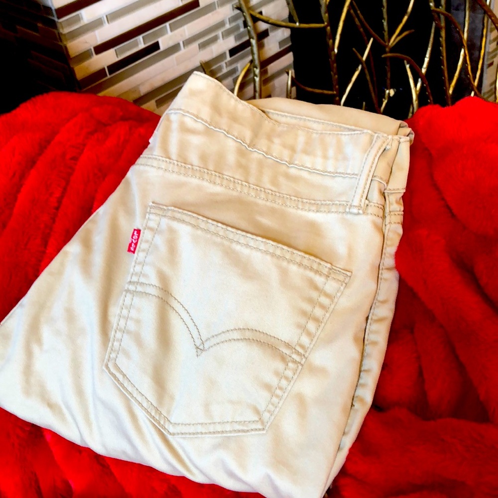 Levi’s w34 L32 Tan chinos cotton polyester blend